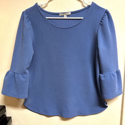 Green Envelope-Blue Bell 3/4 Sleeve Top /Size M