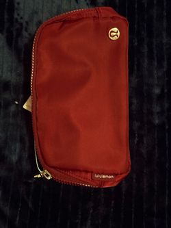 Lululemon burgandy bag
