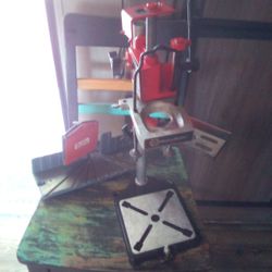 Black & Decker Drill Press Stand And Stanley Handyman Miter Drill Press Both For $10