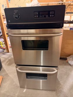 GE 24-inch built-in double electric wall oven