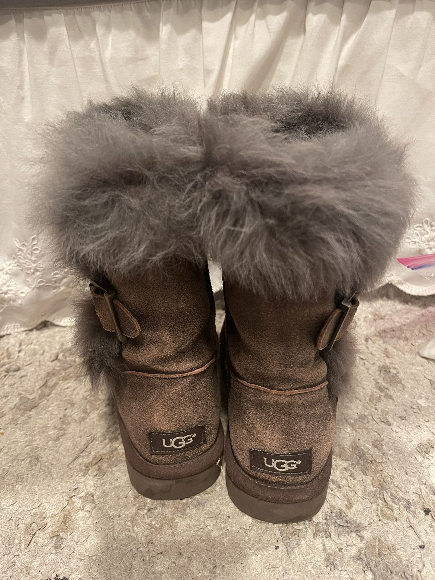 Uggs Boots 8 