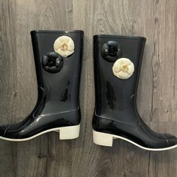 Rain Boots (Chanel) 