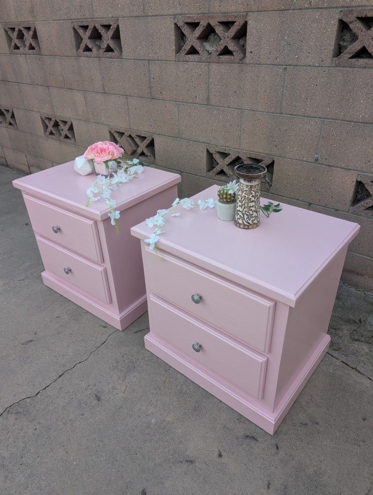 Light Pink Vintage Nightstands
