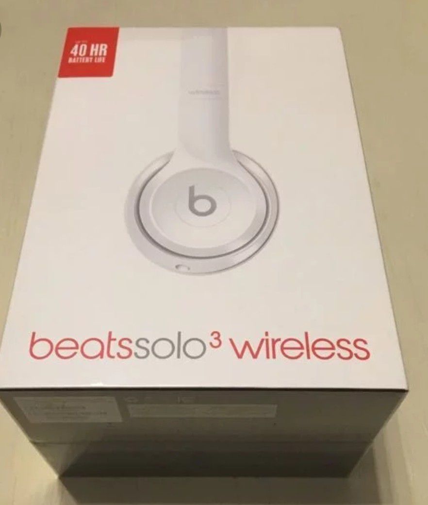 Beats solo 3 wireless bluetooth headphones new in sealed box