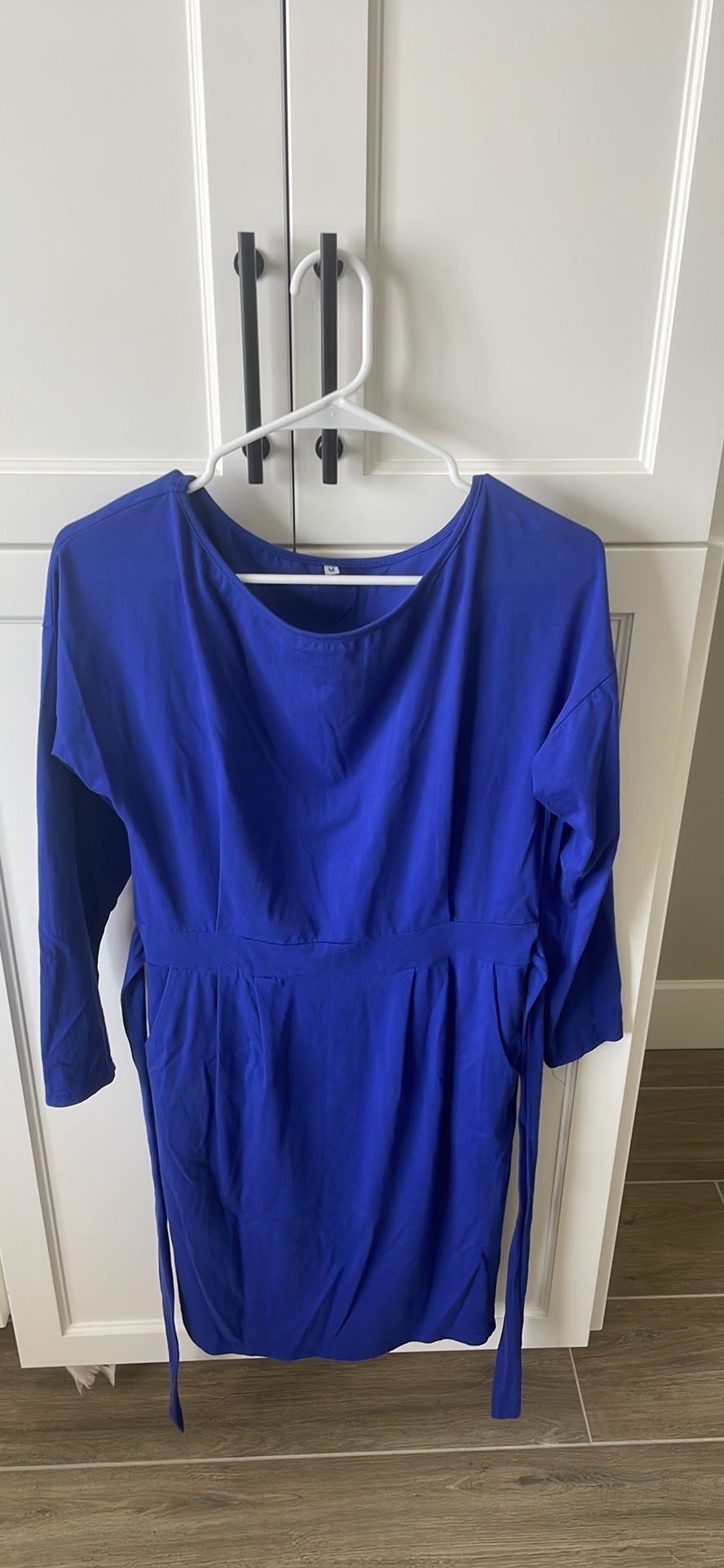 Royal blue Long Sleeve Knee Length Dress