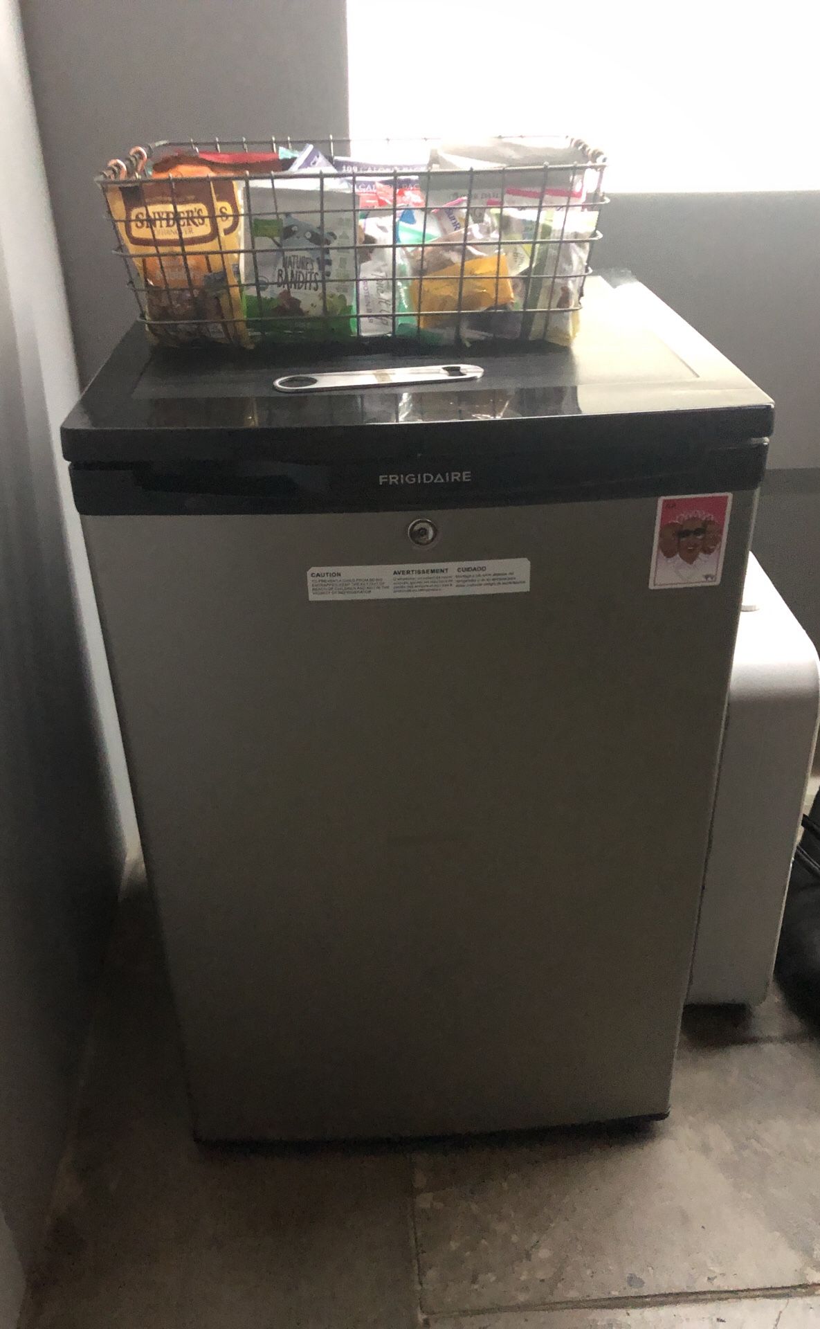 Frigidaire mini fridge $120