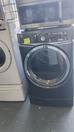 Like GE gas dryer , extra large capacity unit