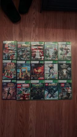 XBOX 360 2 controllers 15 games