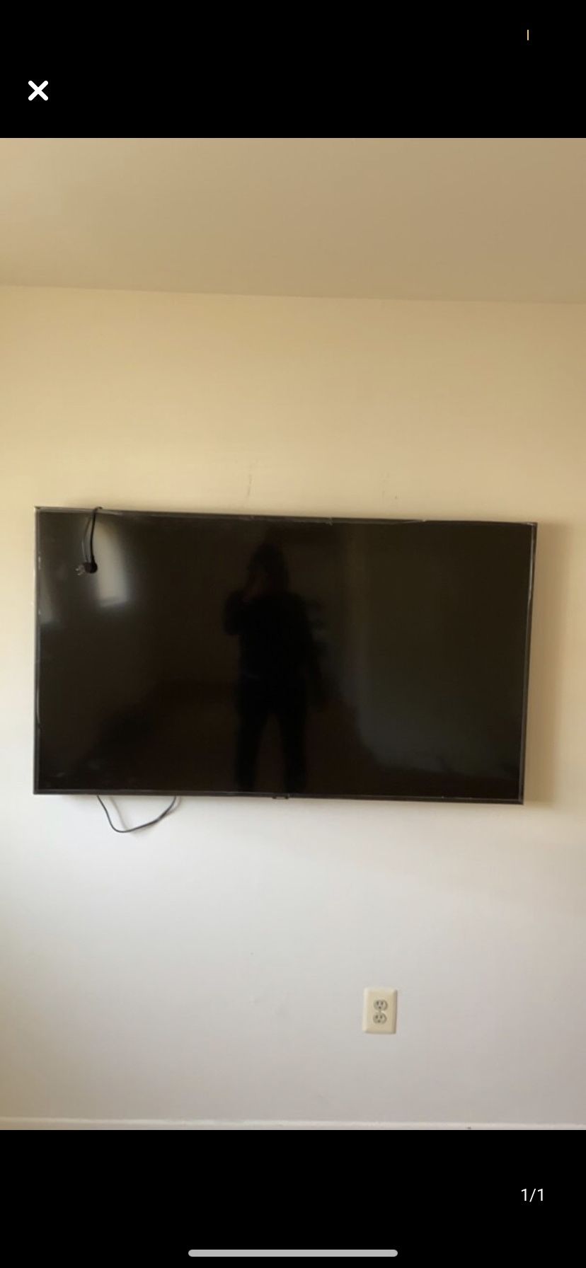 Brand New 58” SAMSUNG 4K TV WITH STAND