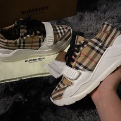 Burberry 
