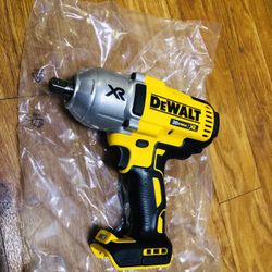 Dewalt 20-Volt MAX XR Cordless BRUSHLESS 1/2 in. High Torque Impact Wrench with Detent Pin Anvil (Tool-Only). New/Never Been Used. Made in USA 🇺🇸!