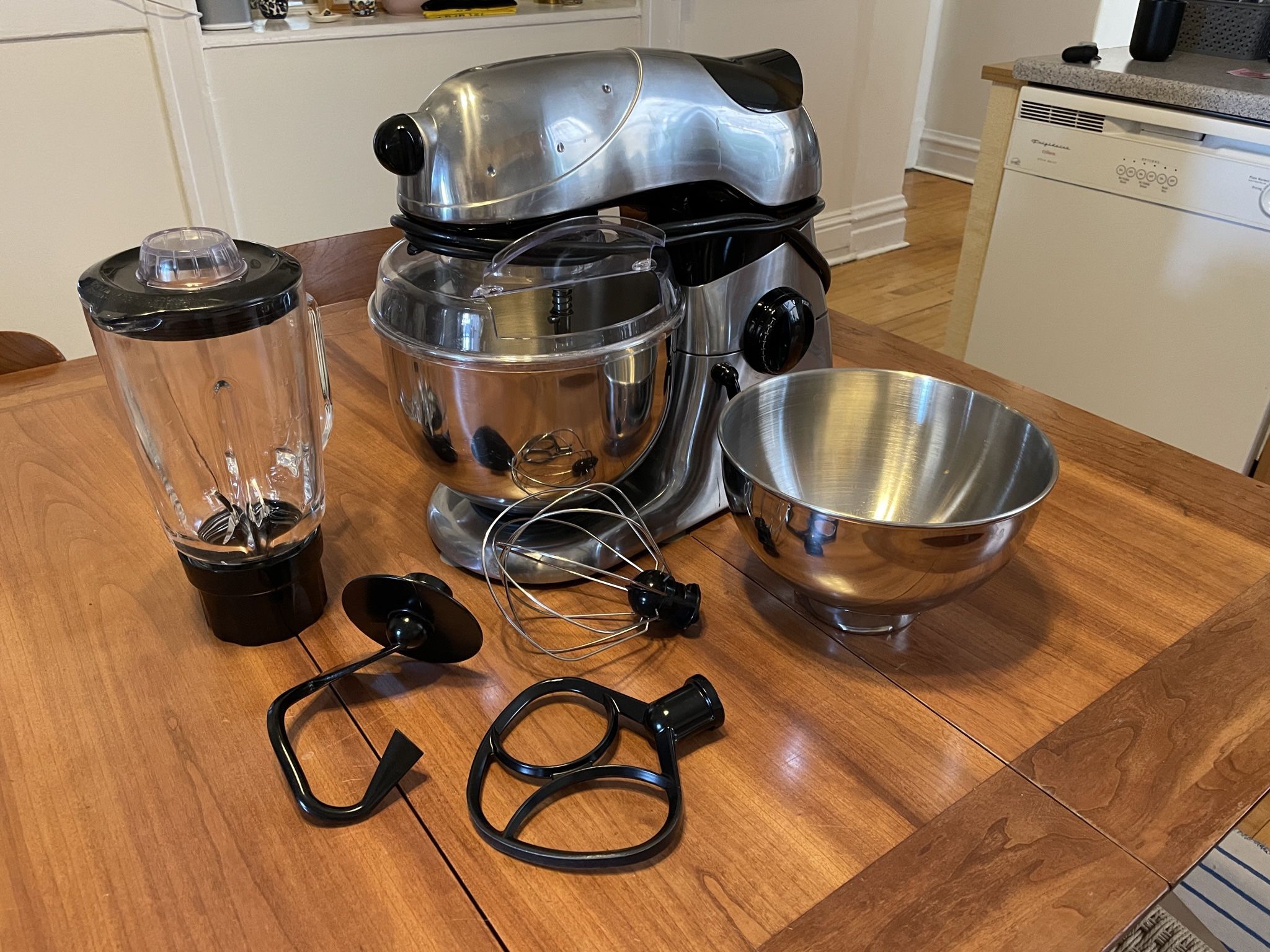 Stand Mixer + Attachments - Wolfgang Puck Bistro Collection