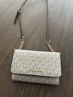 Small Crossbody Michael Kors Wallet 