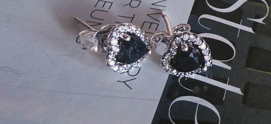 Pandora Sparkling BlackHeart Earrings