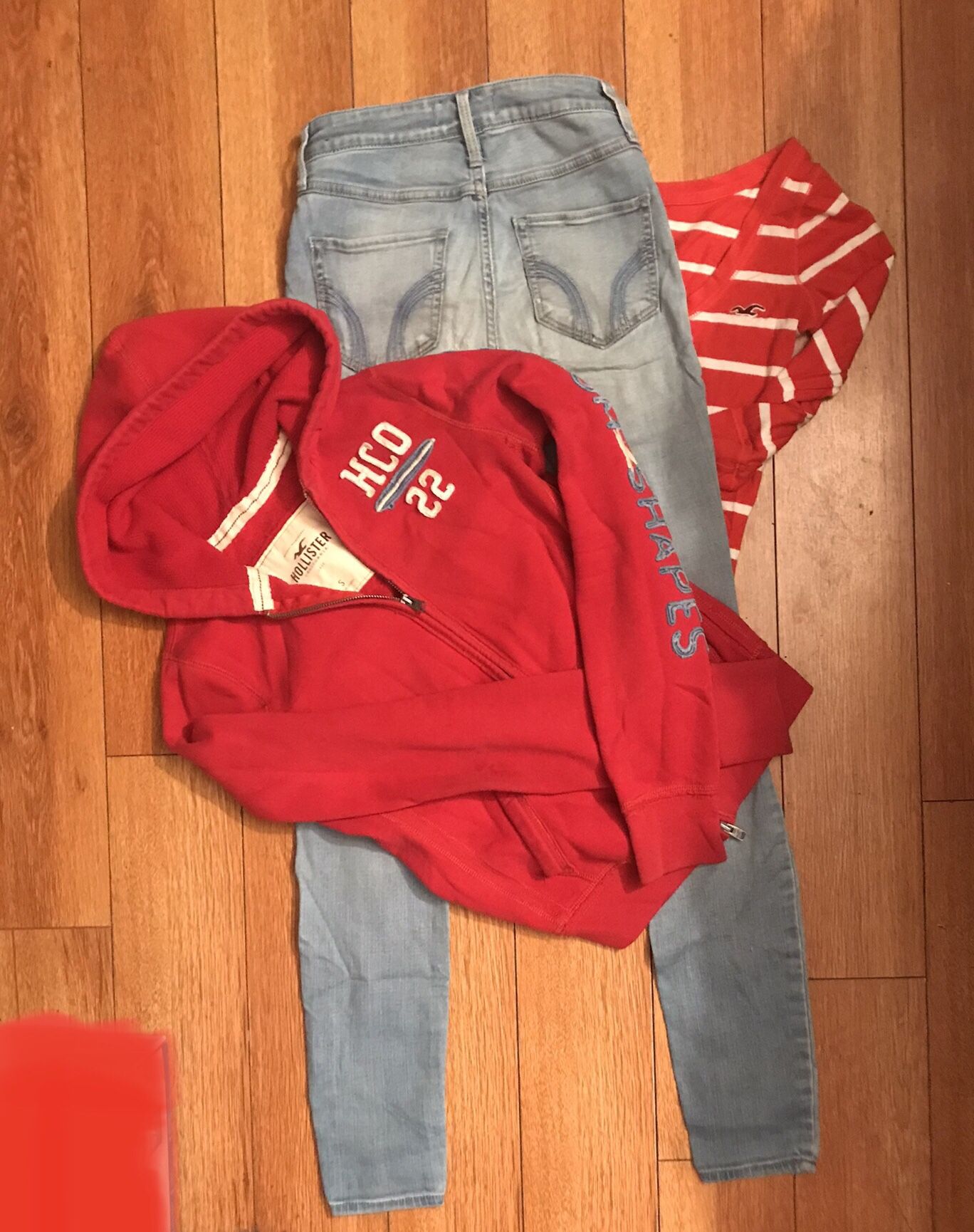 Hollister Clothes  Hoodie And Shirt Size S Pants Are Size 0R $28 for All