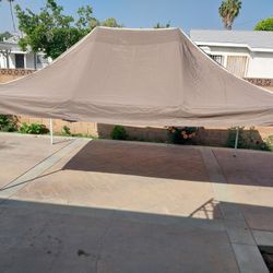 10x15 HEAVY DUTY EZ UP CANOPY AND NEW TOP 