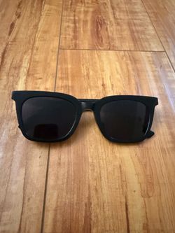 Gentle monster momanti sunglasses LENS NOT INCLUDED