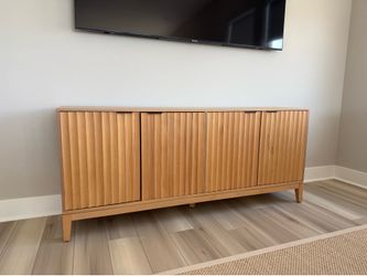 Media console