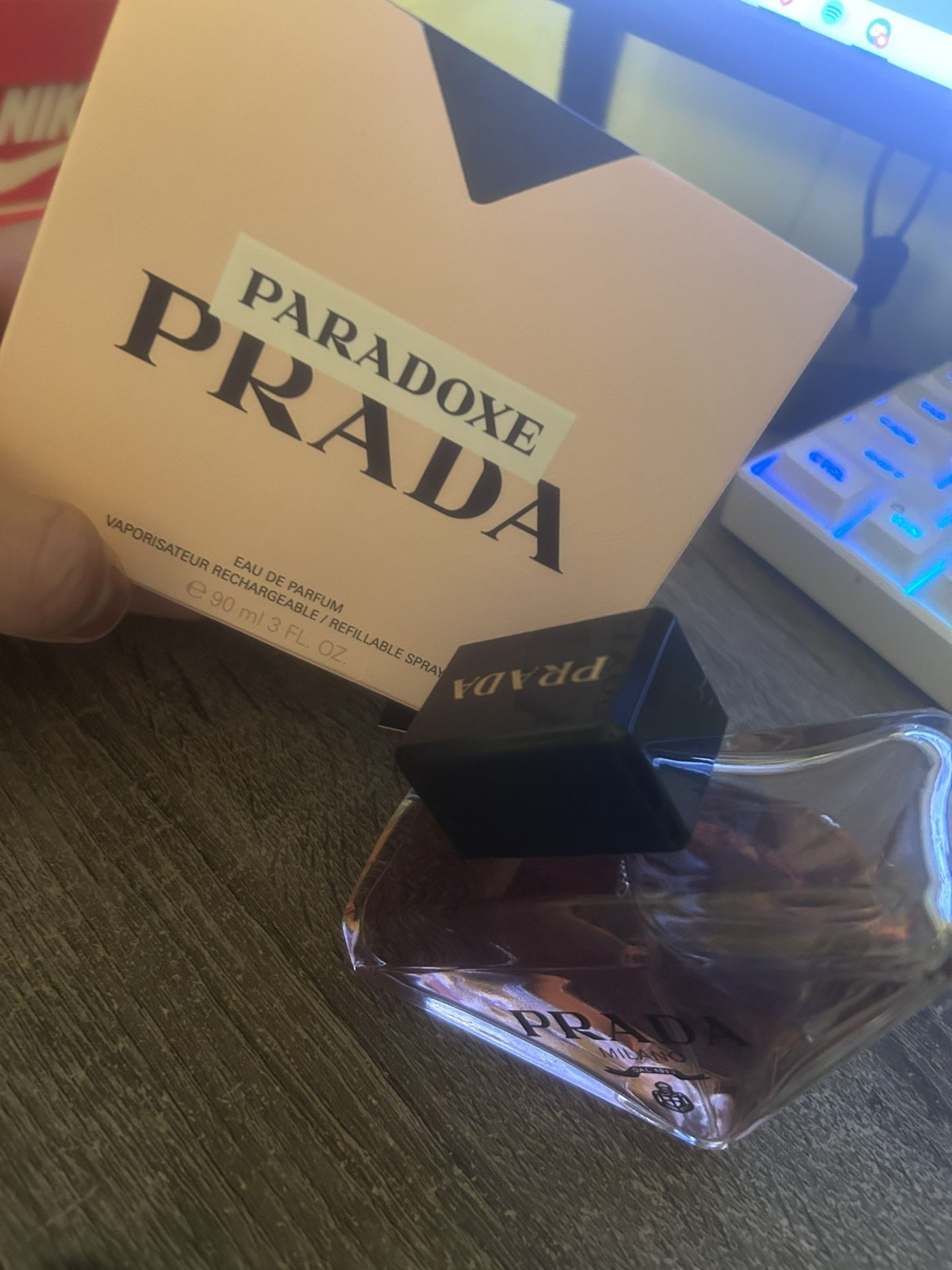 Prada Paradoxe