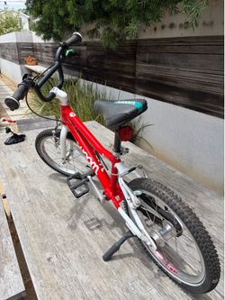 Woom Bike 3 - 16 inch