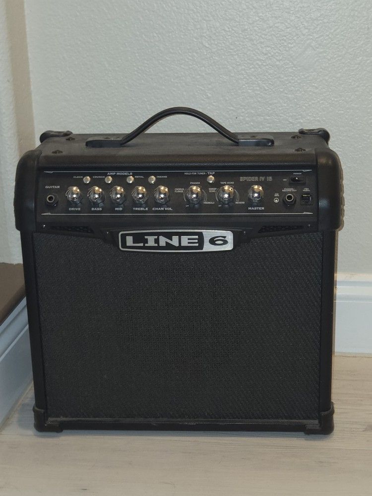 LINE 6 SPIDER IV 15