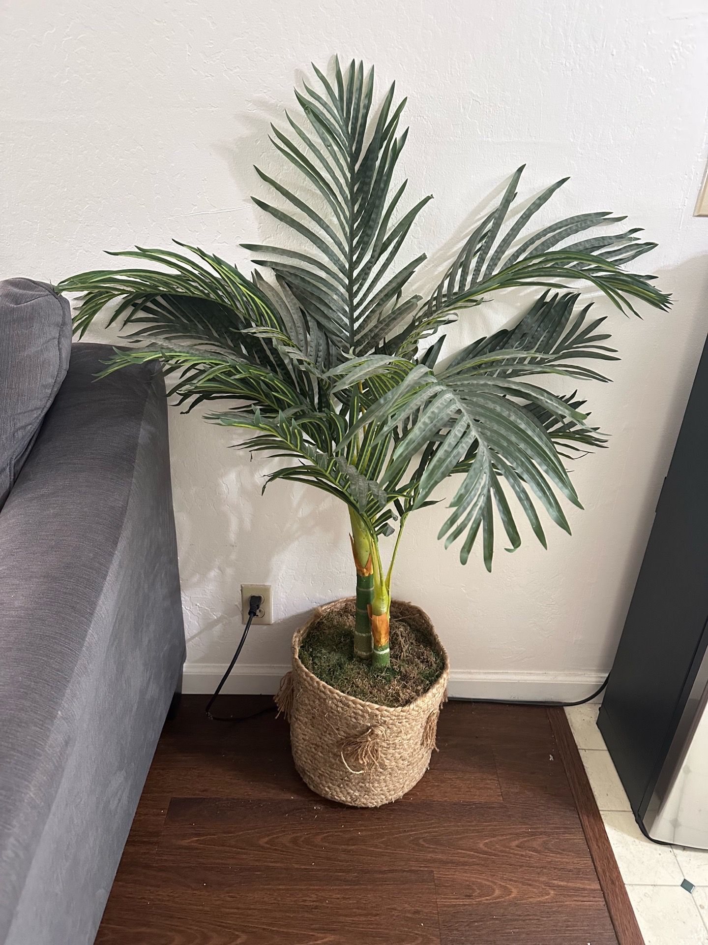 Artificial Palm Tree / Tropical Decorative Plant