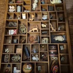 Vintage Typing Tray. No Contents.