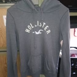 Hollister Size Medium Gray Hoodie Sweater Women's