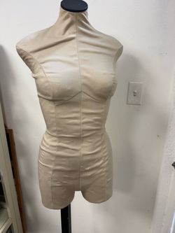 Assorted mannequins