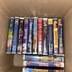 Disney VHS lot (22 Tapes)