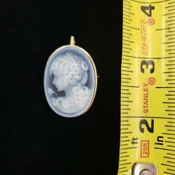 14K Gold Cameo Pin Pendant Brooch