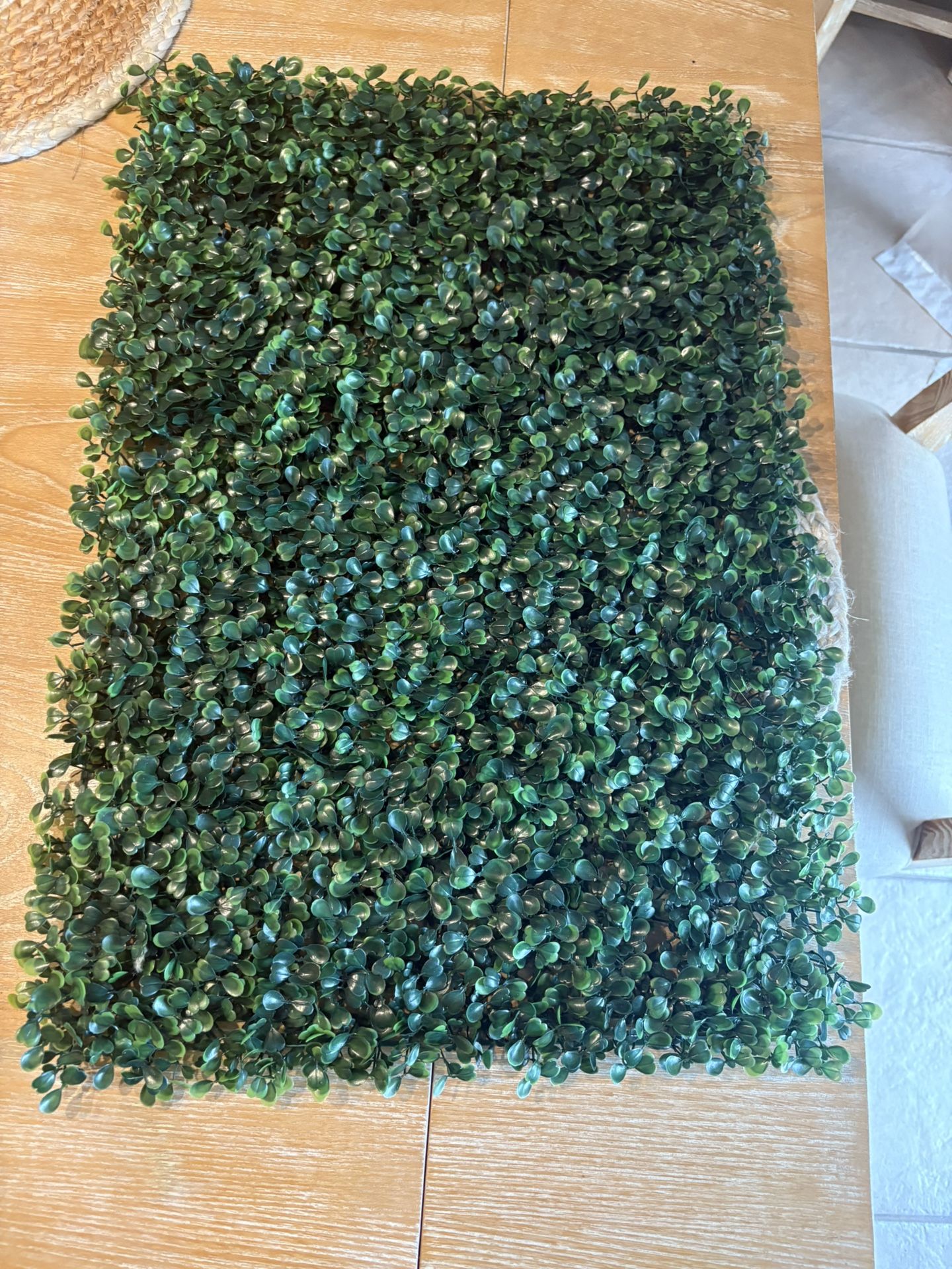 Artificial Green Grass Backdrop Pieces