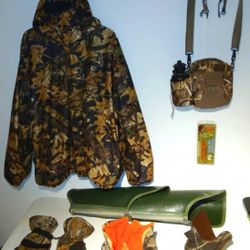 Various Hunting Items 