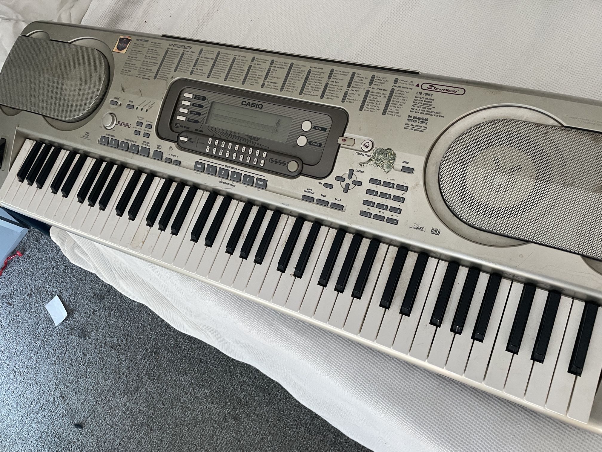 CASIO WK-3700 Musical Keyboard