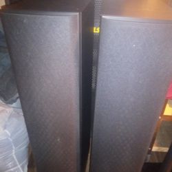 Mint Klipsch Sp-1 USA Made Tower Speakers With Built In Powered Sub Woofer Killer Speakers 250 Cash