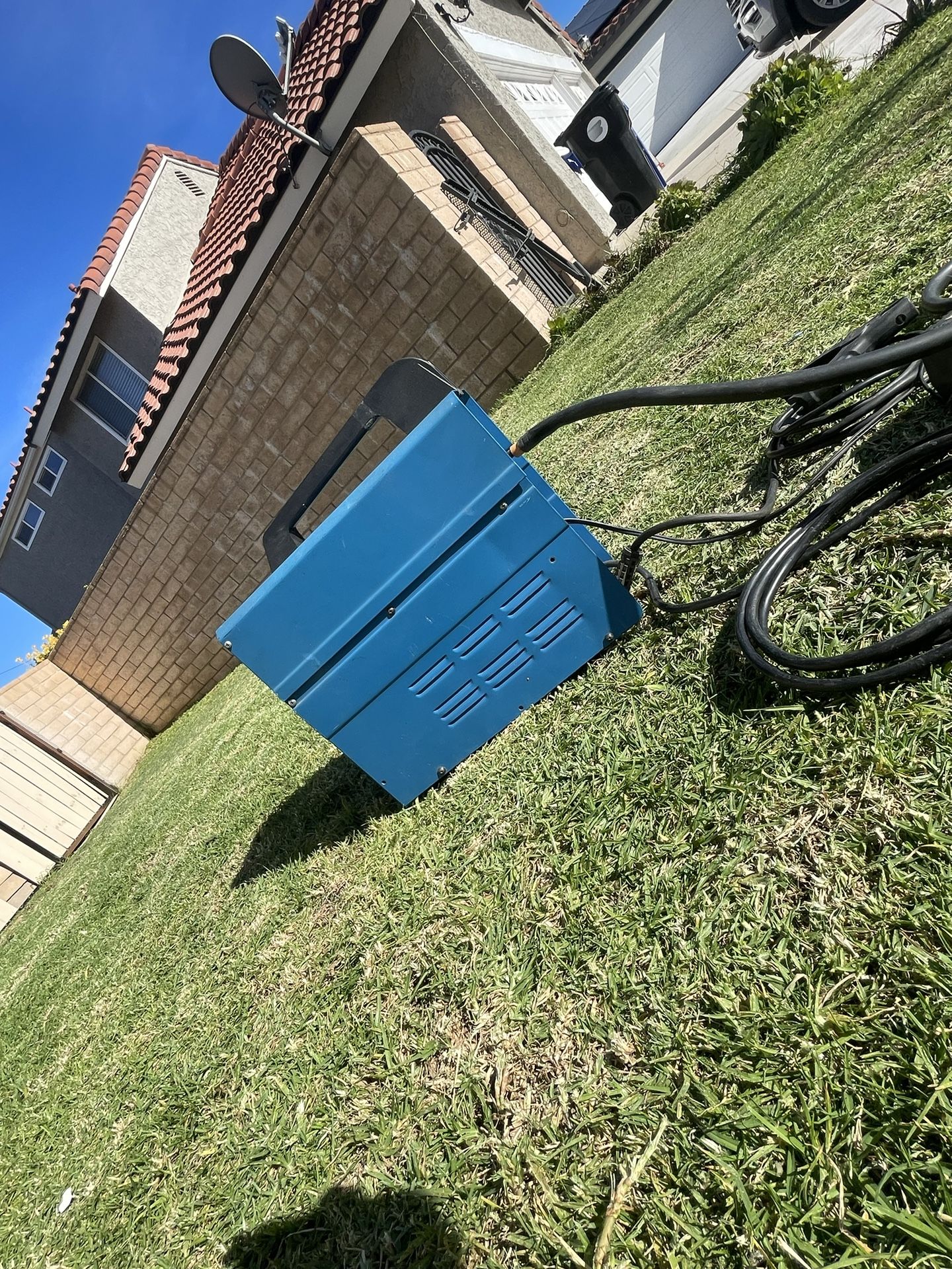 90 Amp Flux Core Wire Feed Welder – Mobile Unit