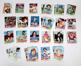 1975 Vintage Topps Football | LOT of 42 Cards | Various cards & conditions