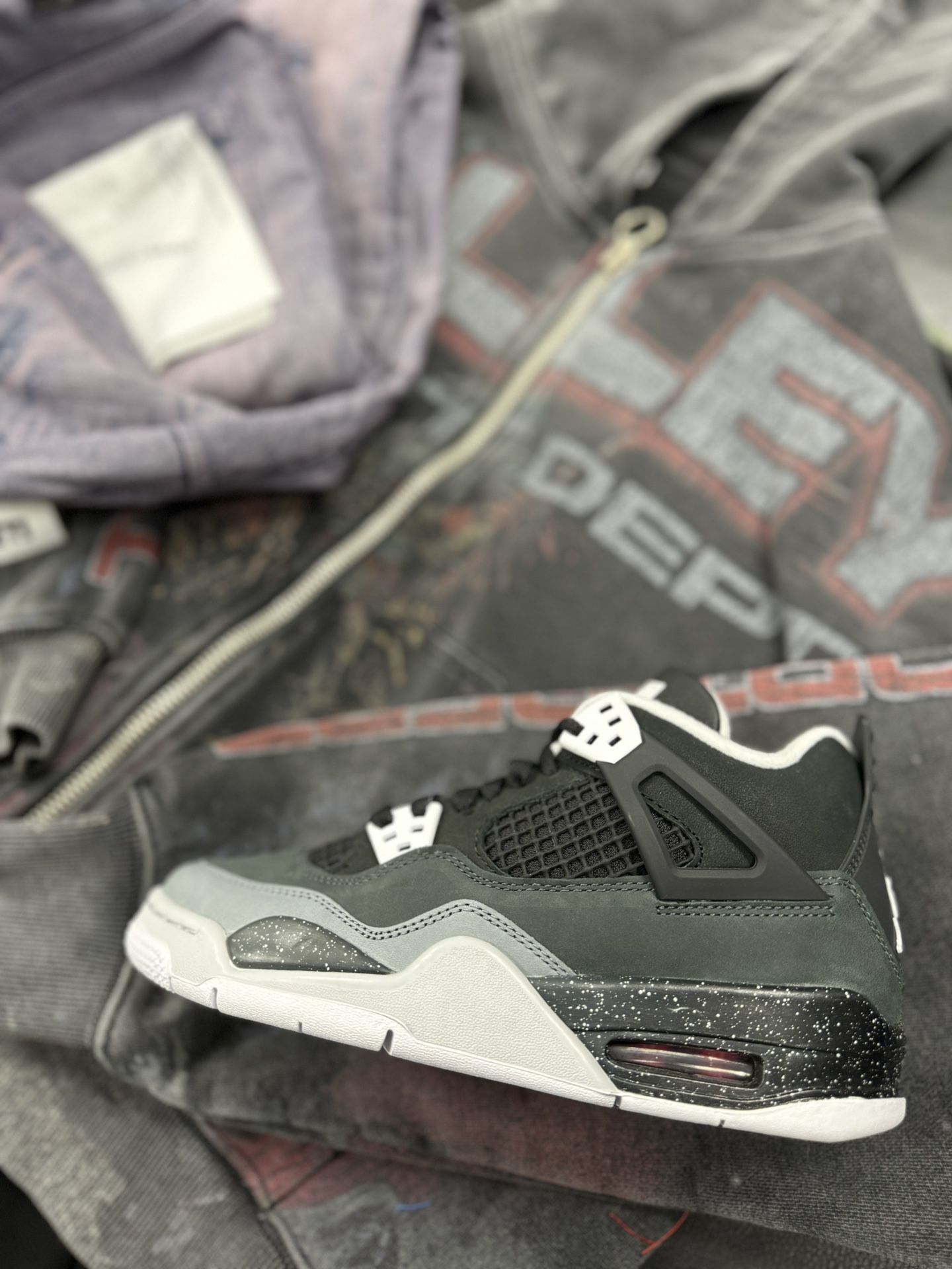 Air Jordan Retro 4 Valley Purple Jeans