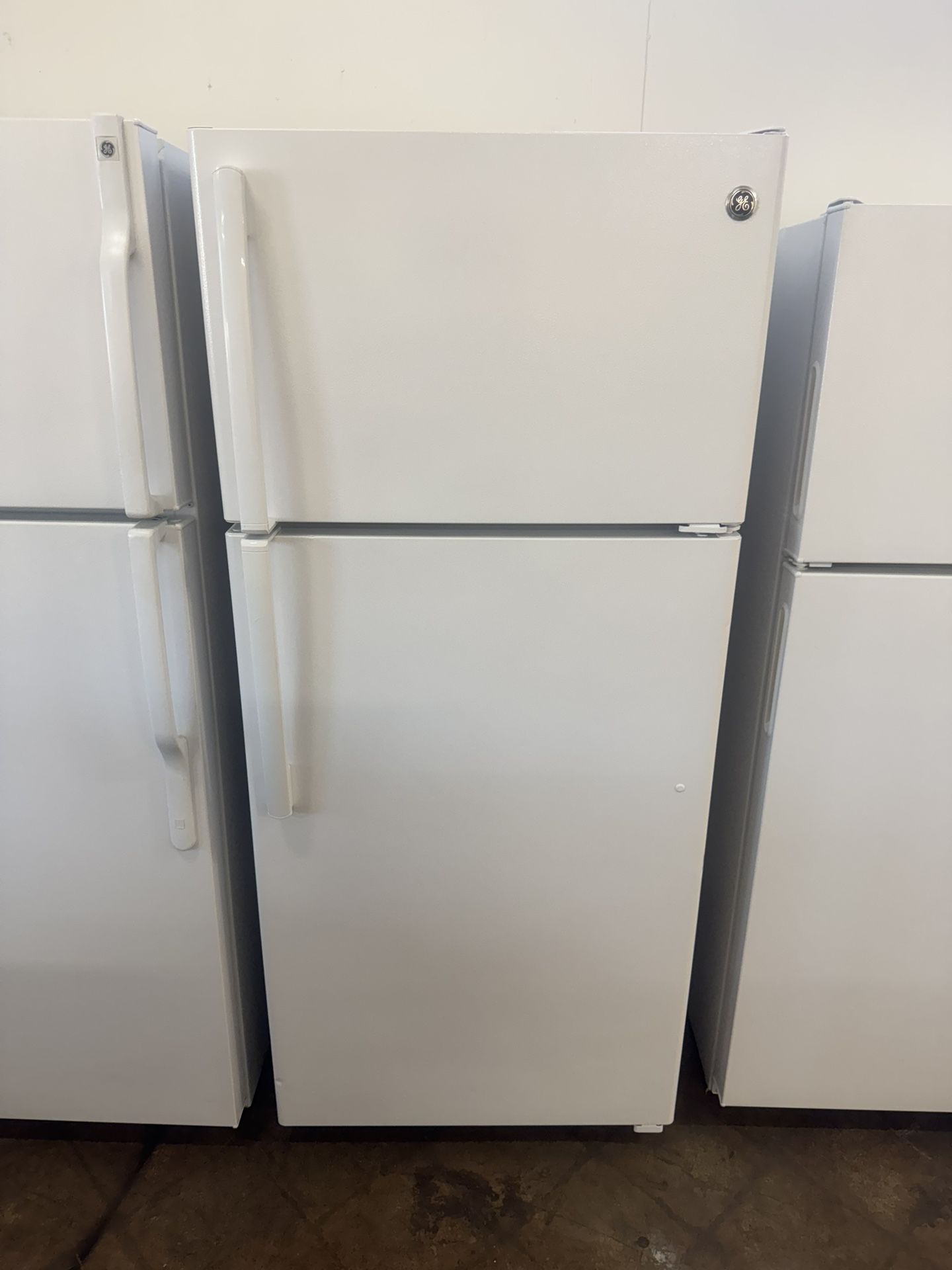 USED GE REFRIGERATOR 
