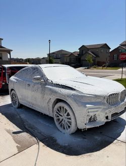 Car Details 🚗 🧼
