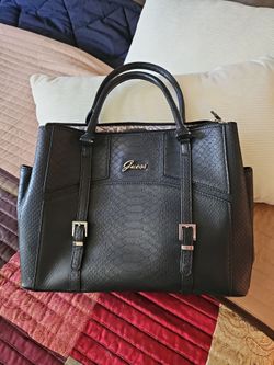 Guess purse