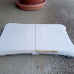 NINTENDO WII FIT BOARD 