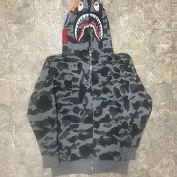 Camo grey and black shark bape hoodie (CHEAP)