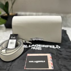 Karl Handbag Brand new With Tag And Dirt Bag 🎁