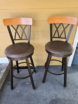 2 Tall Swivel Bar Stools
