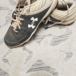 Baseball Cleats  8.5