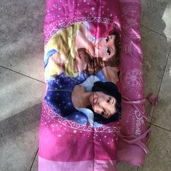 Disney Princess 👑  Sleeping Bag ~ 4 Ft Long - Great Condition- Must Come To Huntington Beach