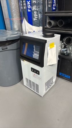 Ice maker