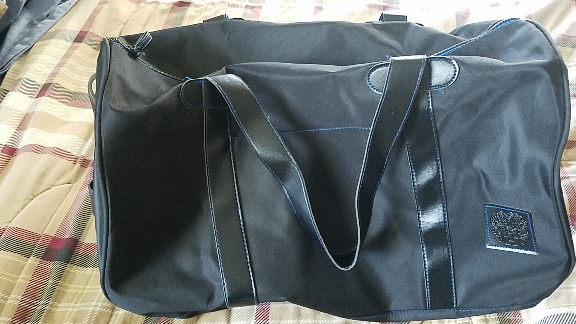 Sports bag Vince Camuto