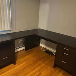 Brand New Computer Desk Used Like New